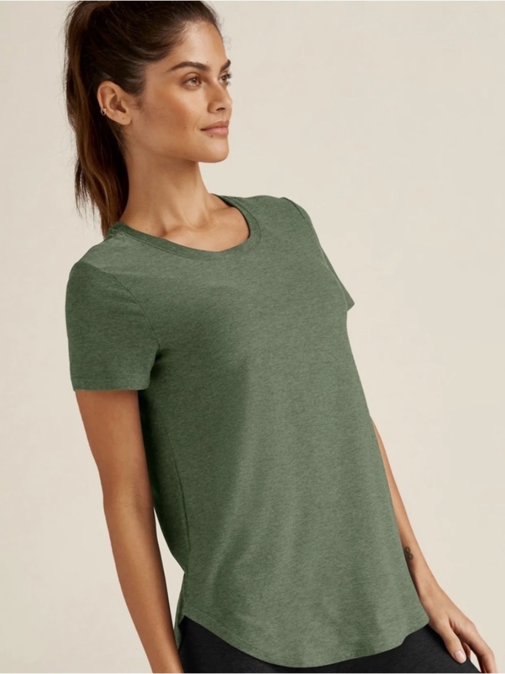 Beyond Yoga Featherweight On The Down Low Tee XS Olive Green Athletic Activewear